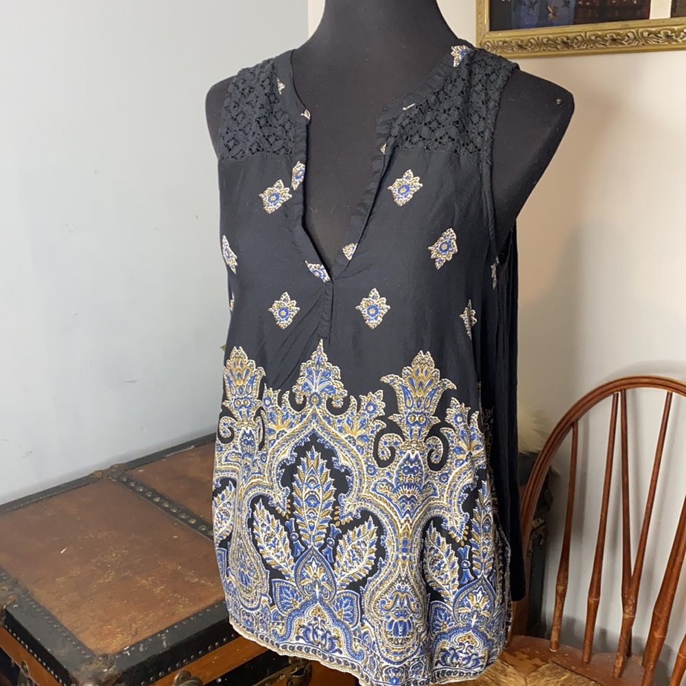 Lucky Brand Black/White Sleeveless Blouse
